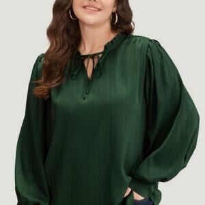 Plus Size 14 16 1x BloomChic with Button Cuff & Tie Neck Top Blouse